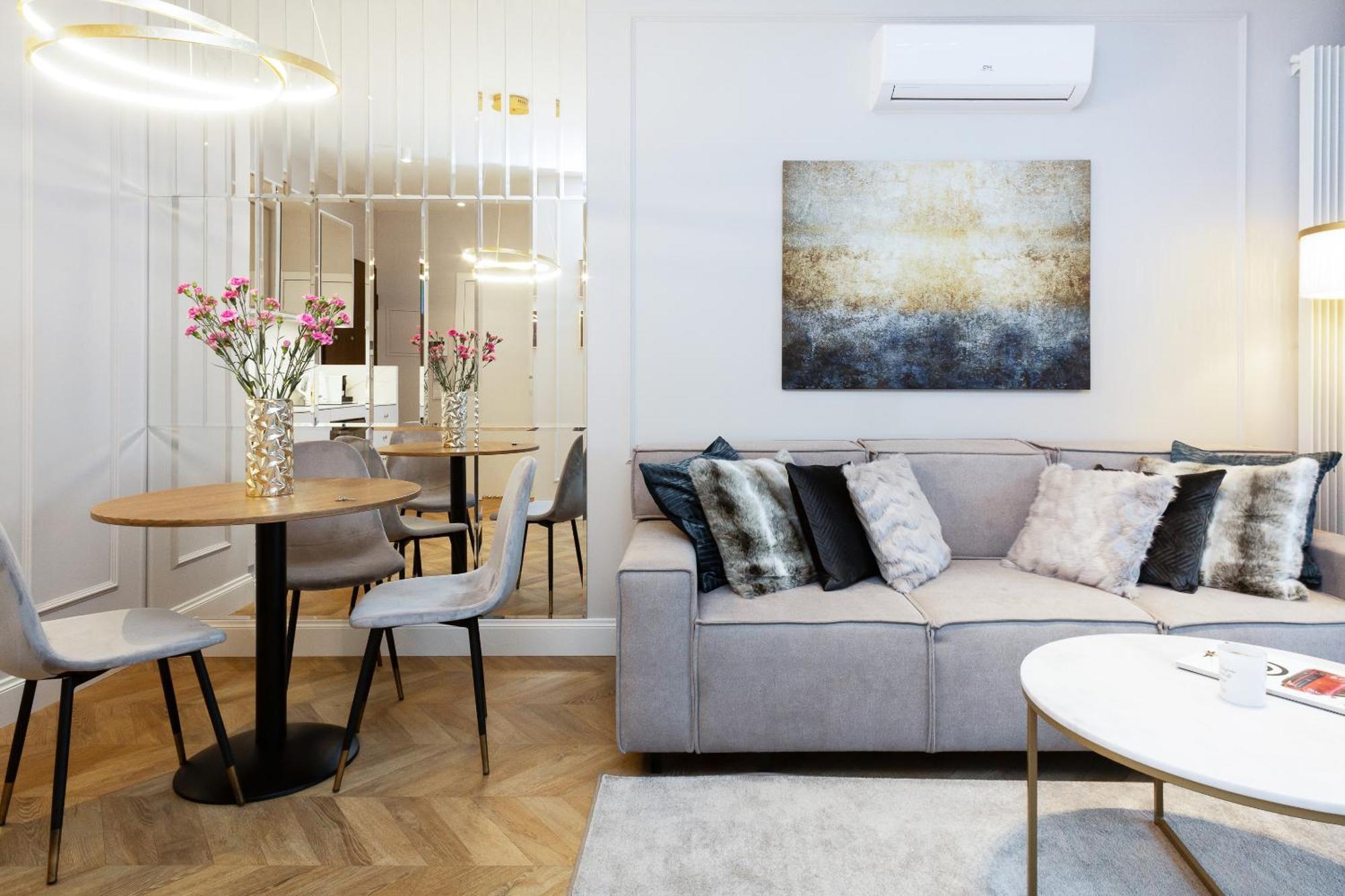 Mennica Deluxe Centre By Renters Prestige Hotel apartamentowy *