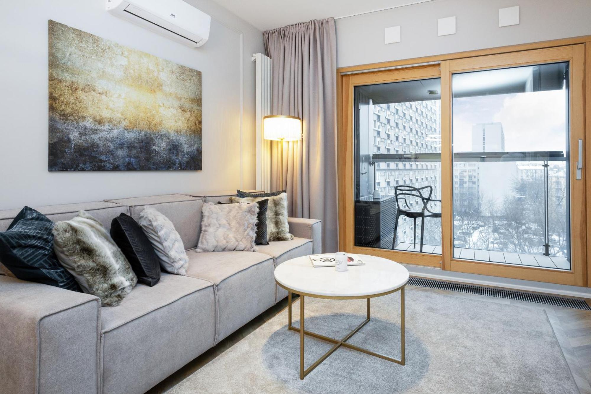 Mennica Deluxe Centre By Renters Prestige * Warszawa